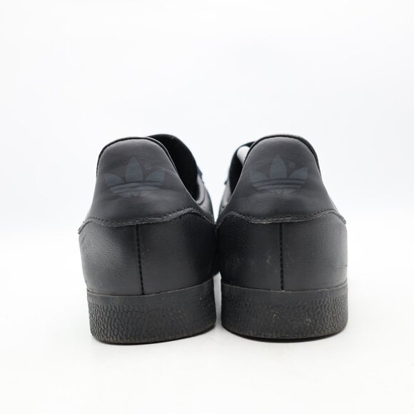 Adidas Gazelle Originals Men\'s 10.5 Triple Black Synthetic Leather Sneakers